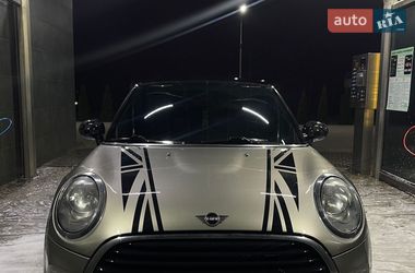 Хетчбек MINI Hatch 2017 в Білогородці