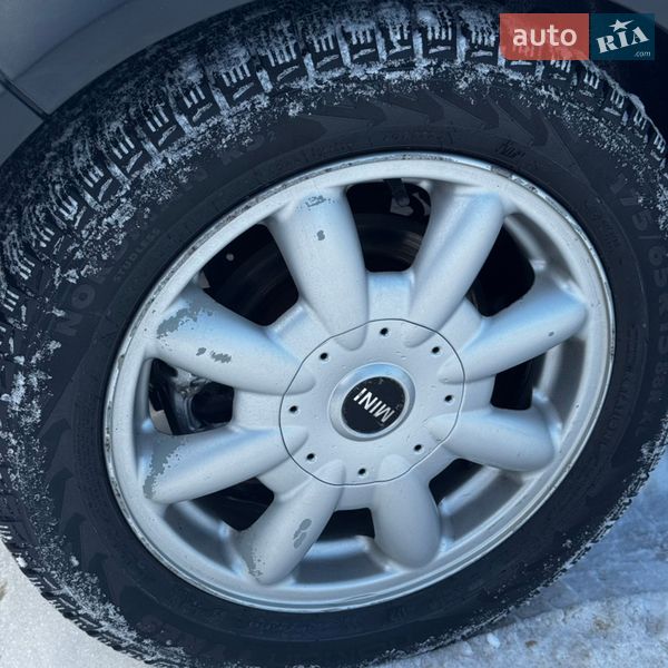 Хетчбек MINI Hatch 2002 в Житомирі