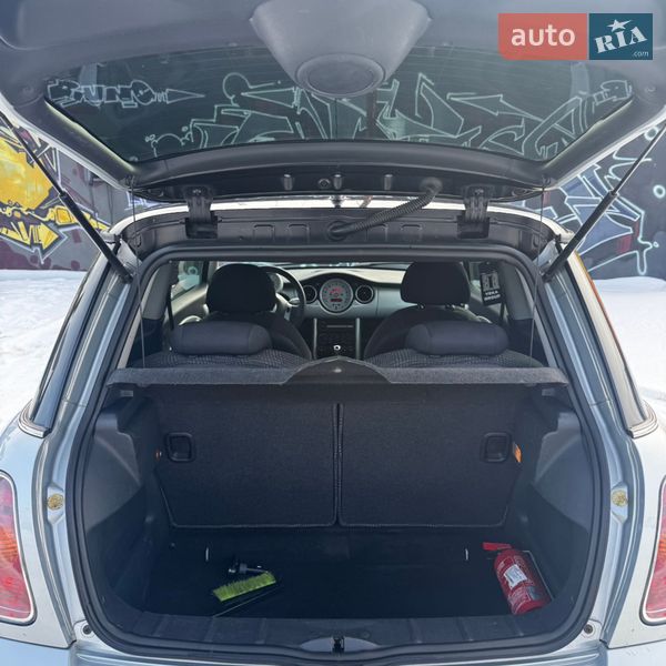 Хетчбек MINI Hatch 2002 в Житомирі