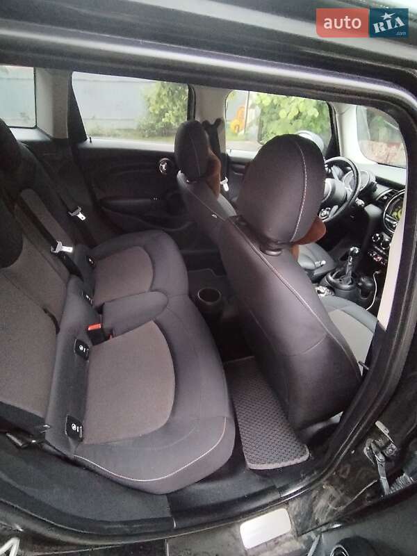 Хэтчбек MINI Hatch 2015 в Борисполе