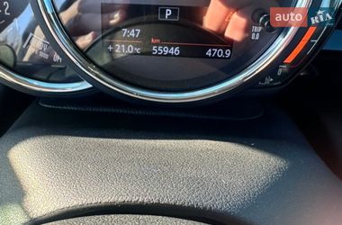 Хэтчбек MINI Hatch 2019 в Киеве