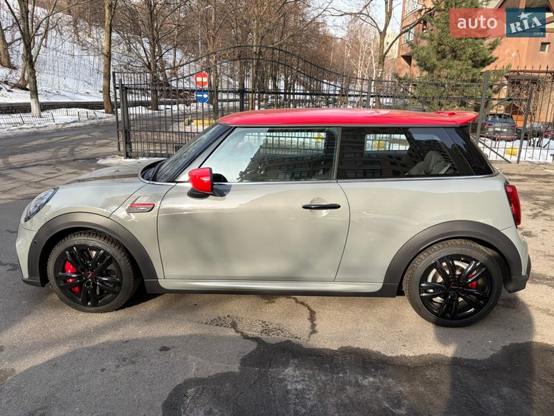 Хетчбек MINI Hatch 2021 в Києві
