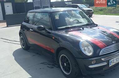 Хэтчбек MINI Hatch 2003 в Новомосковске