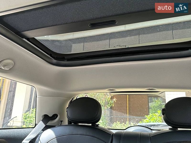 Хэтчбек MINI Hatch 2020 в Киеве