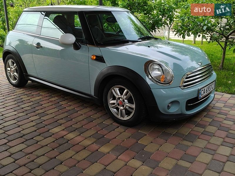 Хэтчбек MINI Hatch 2012 в Черкассах фото Хэтчбек MINI Hatch 2012 в Черкассах