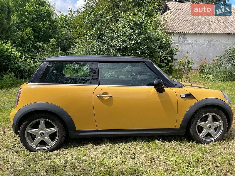 Хетчбек MINI Hatch 2007 в Білій Церкві