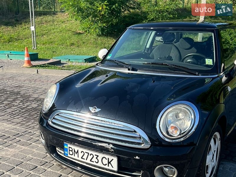 Хэтчбек MINI Hatch 2009 в Львове