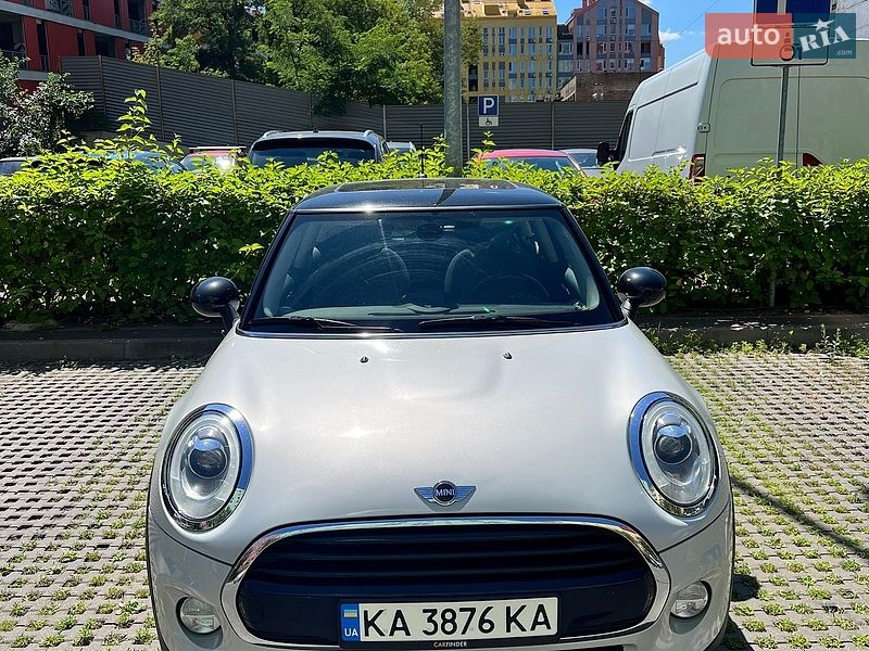 MINI Hatch, фото из объявления