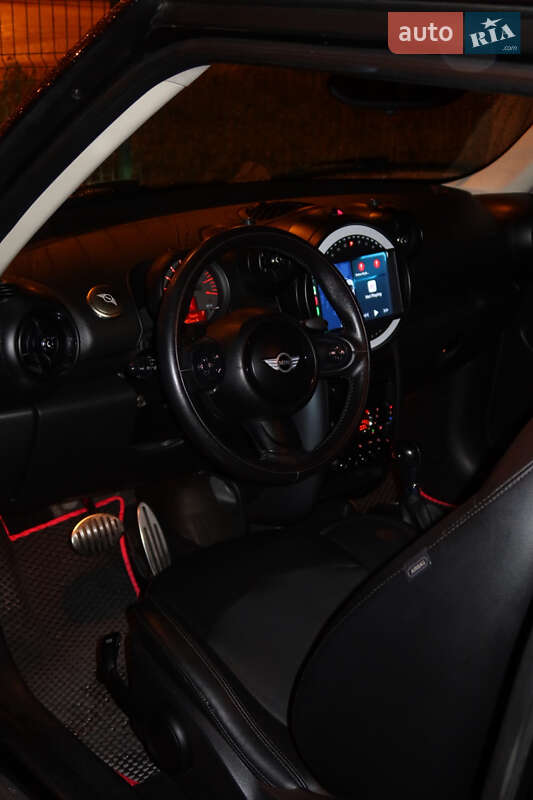 Хэтчбек MINI Paceman 2015 в Чутове фото 11 Хэтчбек MINI Paceman 2015 в Чутове