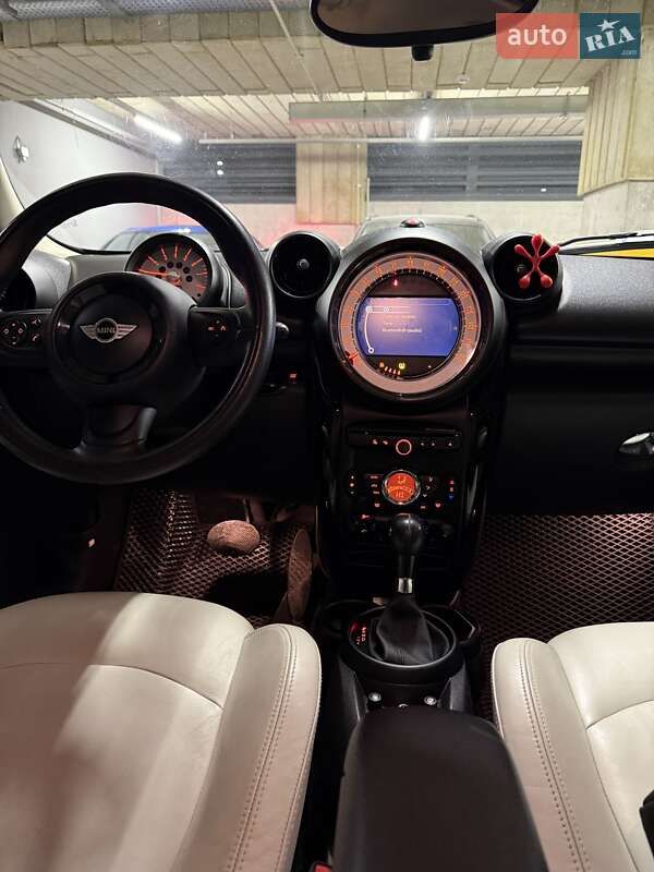 Listing photo 24