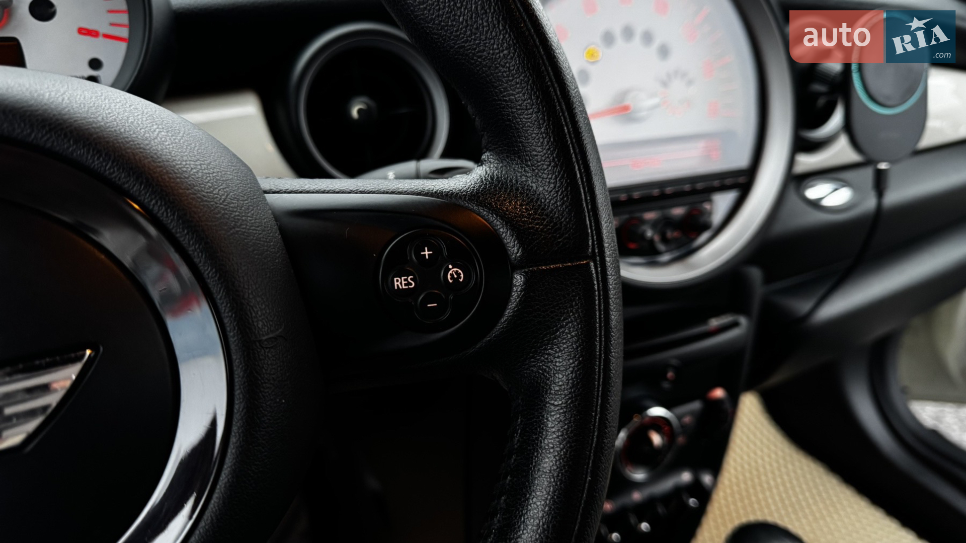 2013 MINI Roadster - мініатюра 13