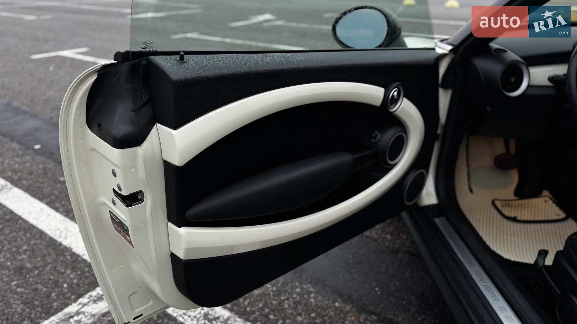 2013 MINI Roadster - мініатюра 24