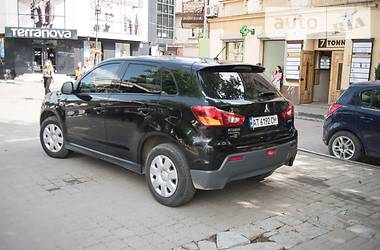 Внедорожник / Кроссовер Mitsubishi ASX 2011 в 