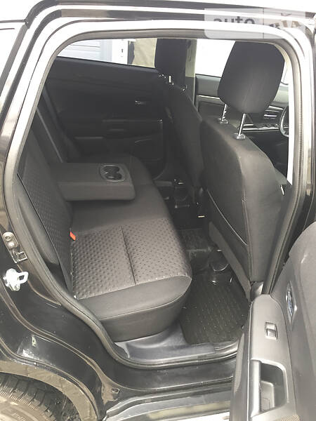 Внедорожник / Кроссовер Mitsubishi ASX 2010 в Ивано-Франковске