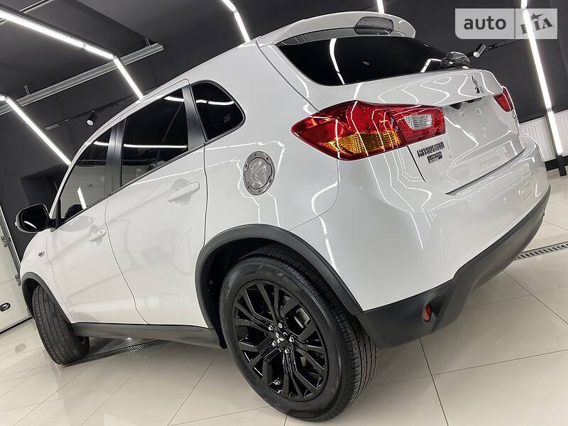 Позашляховик / Кросовер Mitsubishi ASX 2017 в Дніпрі
