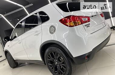 Позашляховик / Кросовер Mitsubishi ASX 2017 в 