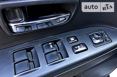 Позашляховик / Кросовер Mitsubishi ASX 2010 в 