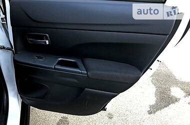 Позашляховик / Кросовер Mitsubishi ASX 2010 в 