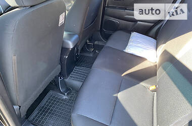 Позашляховик / Кросовер Mitsubishi ASX 2010 в 