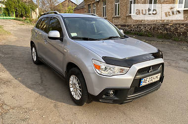 Мінівен Mitsubishi ASX 2011 в 