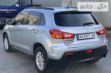 Внедорожник / Кроссовер Mitsubishi ASX 2010 в Харькове