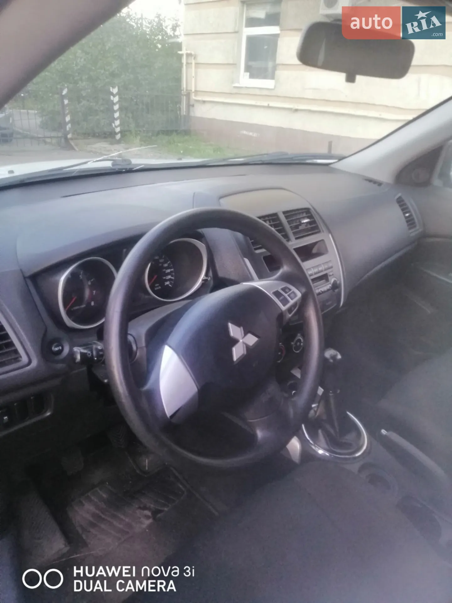 2014 Mitsubishi ASX - мініатюра 8