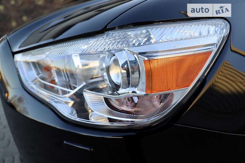 Внедорожник / Кроссовер Mitsubishi ASX 2014 в Дрогобыче