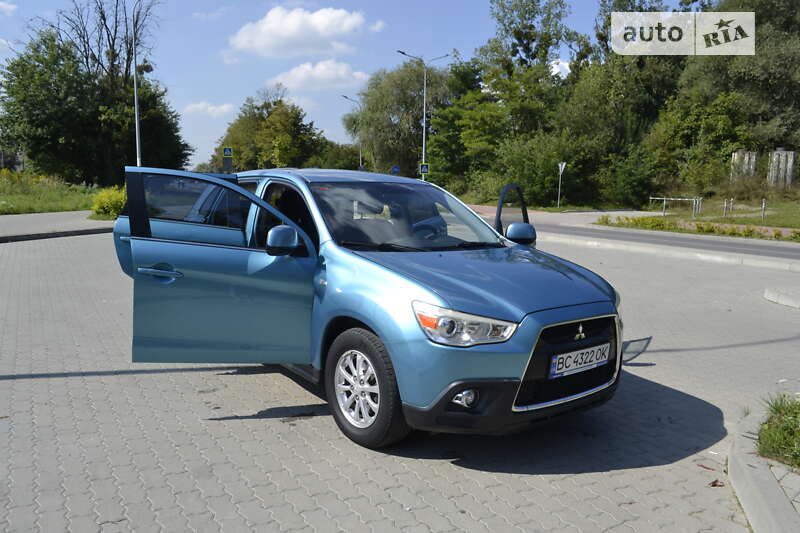 Внедорожник / Кроссовер Mitsubishi ASX 2010 в Львове