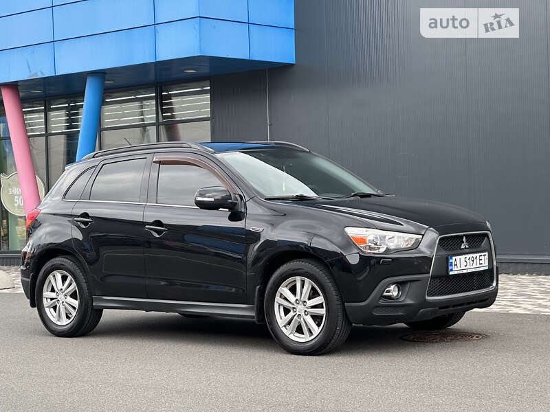 Позашляховик / Кросовер Mitsubishi ASX 2012 в 