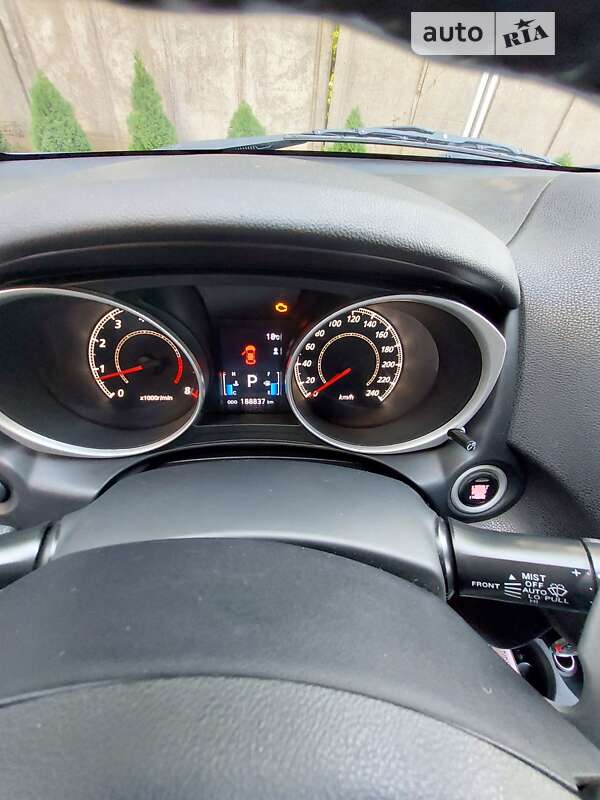 Позашляховик / Кросовер Mitsubishi ASX 2011 в Чернівцях