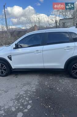 Внедорожник / Кроссовер Mitsubishi ASX 2020 в 