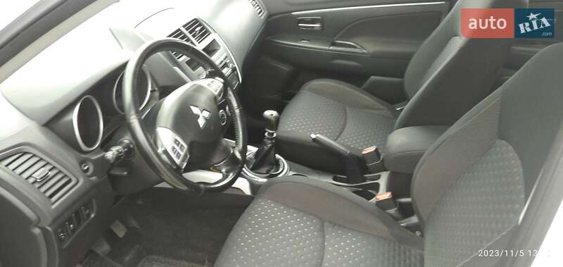 Внедорожник / Кроссовер Mitsubishi ASX 2011 в Дрогобыче