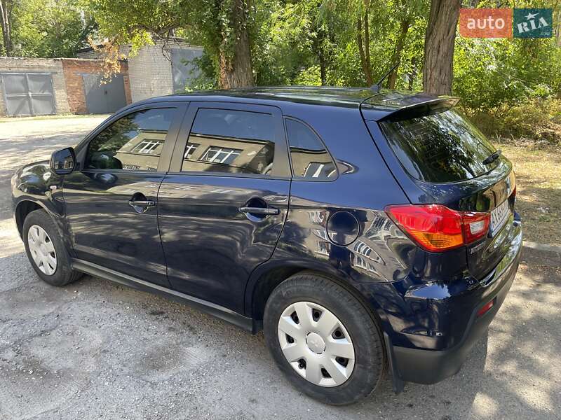 Позашляховик / Кросовер Mitsubishi ASX 2010 в Харкові