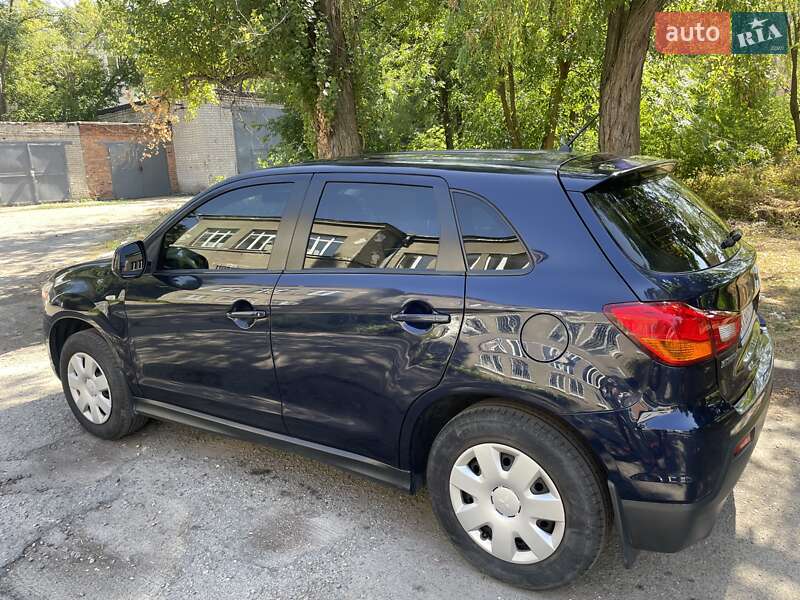 Позашляховик / Кросовер Mitsubishi ASX 2010 в Харкові