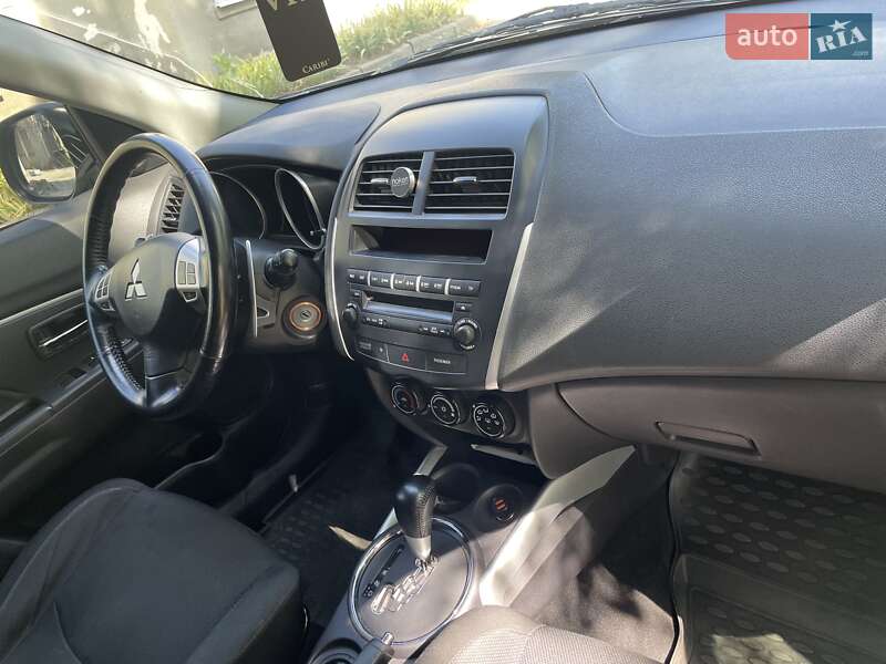 Позашляховик / Кросовер Mitsubishi ASX 2010 в Харкові