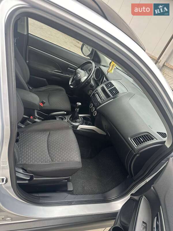 Позашляховик / Кросовер Mitsubishi ASX 2010 в Івано-Франківську