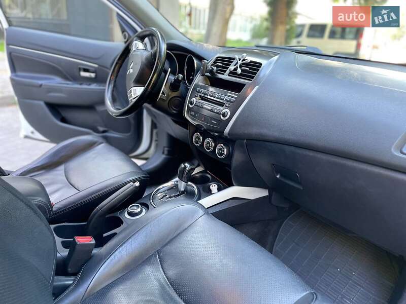 Позашляховик / Кросовер Mitsubishi ASX 2011 в Львові