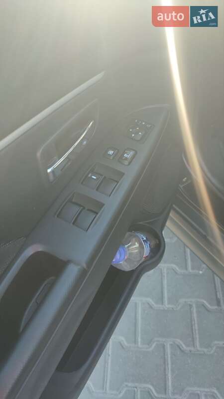 Внедорожник / Кроссовер Mitsubishi ASX 2011 в Фастове фото 13 Внедорожник / Кроссовер Mitsubishi ASX 2011 в Фастове