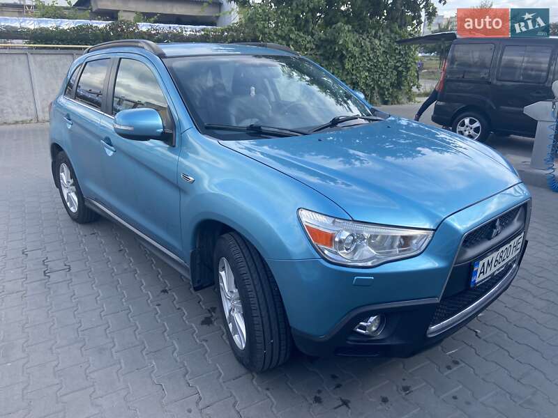 Внедорожник / Кроссовер Mitsubishi ASX 2010 в Житомире