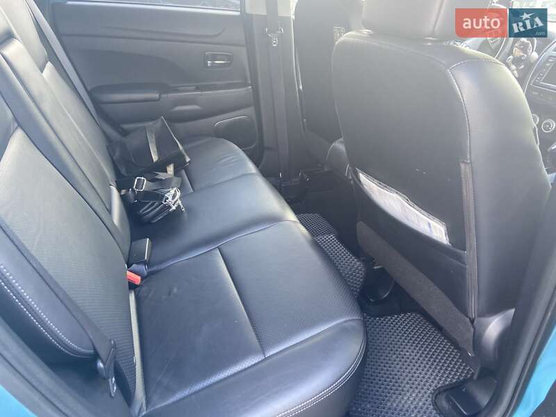 Внедорожник / Кроссовер Mitsubishi ASX 2010 в Житомире