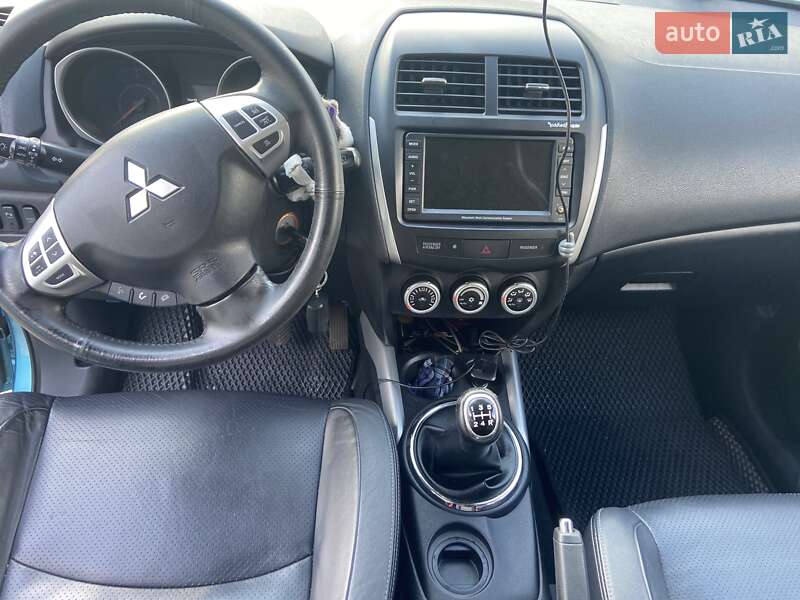 Внедорожник / Кроссовер Mitsubishi ASX 2010 в Житомире