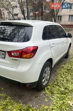 Внедорожник / Кроссовер Mitsubishi ASX 2012 в 