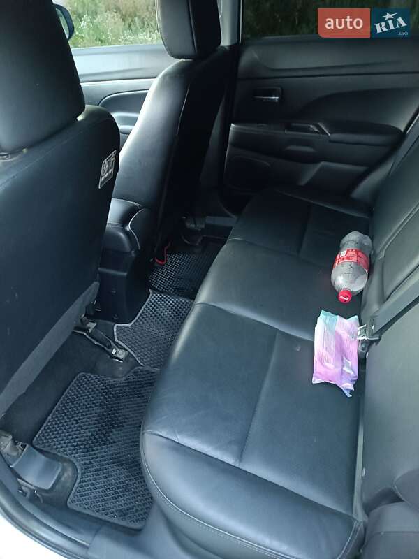 Позашляховик / Кросовер Mitsubishi ASX 2012 в Шепетівці фото 6 Позашляховик / Кросовер Mitsubishi ASX 2012 в Шепетівці