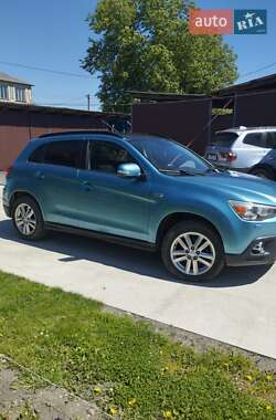 Внедорожник / Кроссовер Mitsubishi ASX 2010 в 