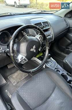 Внедорожник / Кроссовер Mitsubishi ASX 2012 в 
