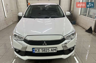 Внедорожник / Кроссовер Mitsubishi ASX 2017 в 