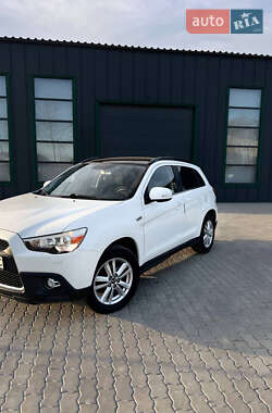 Внедорожник / Кроссовер Mitsubishi ASX 2011 в 