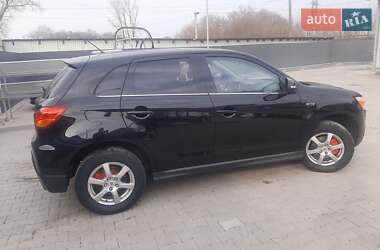 Внедорожник / Кроссовер Mitsubishi ASX 2011 в 