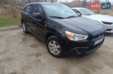 Внедорожник / Кроссовер Mitsubishi ASX 2010 в 