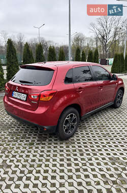 Внедорожник / Кроссовер Mitsubishi ASX 2014 в 
